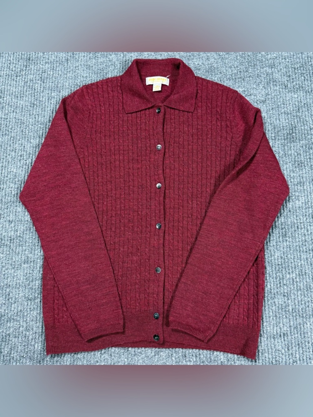 Brooks Brothers Cardigan Sweater 100% Merino Wool Women's Size Medium Maroon